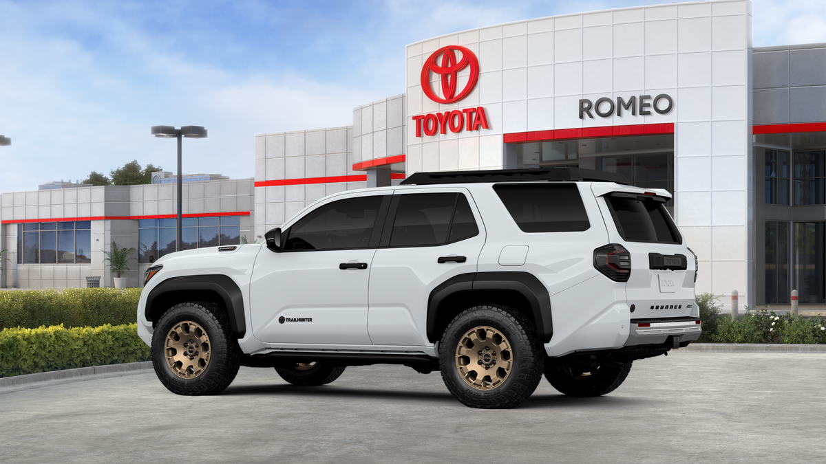 2026 Toyota 4Runner i-FORCE MAX — detail view